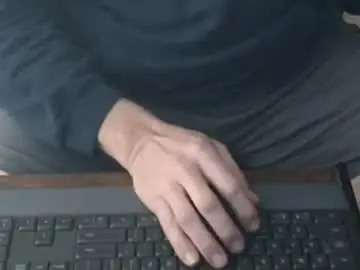 Chaturbate Live Sex Cam of rockhardff