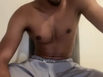 Chaturbate Live Sex Cam of suckmiiiii