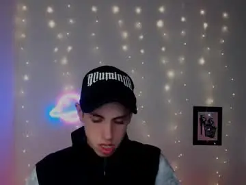 Chaturbate Live Sex Cam of alexnaughty14