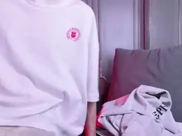 Chaturbate Free Live Porn of curlytwinkboy