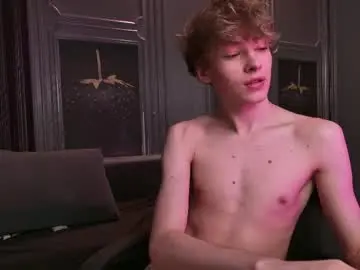 Chaturbate Adult Video Chat of curlytwinkboy