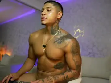 Chaturbate Live Sex Cam of diagostone