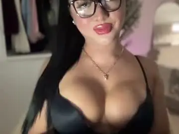 Chaturbate Live Porn of foxyluscious