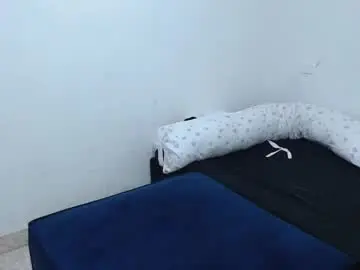 Chaturbate Nude Webcam of isabella_hots