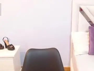Chaturbate Live Sex Cam of kyliiebaker