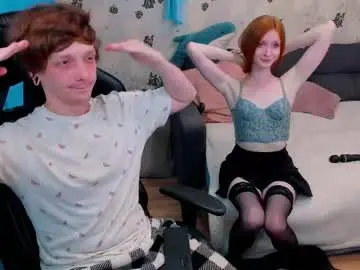 Chaturbate Live Sex Cam of laksmrrr