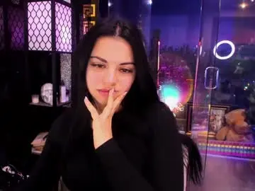 Chaturbate Nude Webcam of alma_pearl