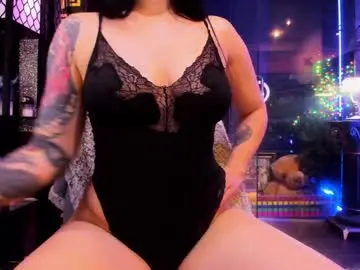 Chaturbate Adult Webcam of alma_pearl