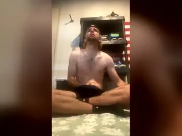 Chaturbate Free Live Porn of braden_thompson2012