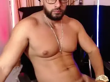 Chaturbate Live Sex of chris_magnum_