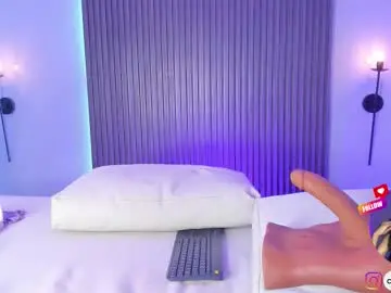 Chaturbate Live Sex Cam of ciara_blake