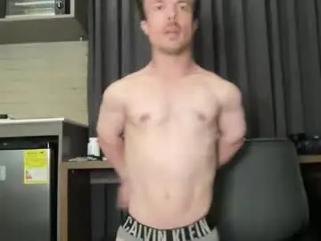 Chaturbate Sex Cam of midgettripod1