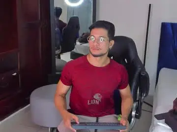 Chaturbate Live Porn of nolan_joness