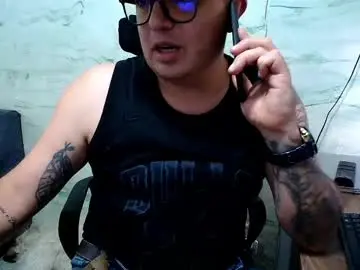 Chaturbate Free Live Porn of tayler_colins_1
