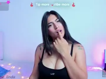 Chaturbate Watch Live Sex Cams of blue_petite