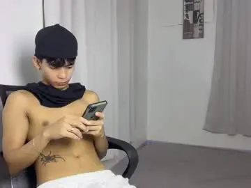 Chaturbate Adult Webcams of hot_cuteboy02