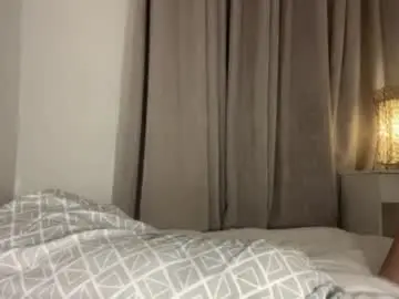 Chaturbate Live Sex Cam of irene_tiu