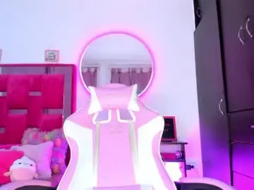 Chaturbate Free Porn Cam of isa_lovestory