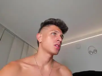 Chaturbate Best Webcam of kevin_ahs1