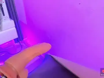 Chaturbate Live Porn of lia_sucker