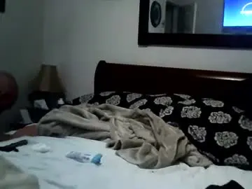 Chaturbate Live Sex Cam of tommy44450243