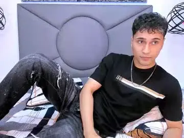 Chaturbate Nude Webcam of buddy_whitte