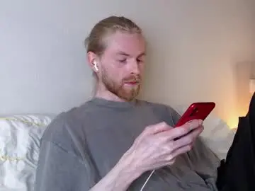 Chaturbate Free Porn Cam of damien_diamond