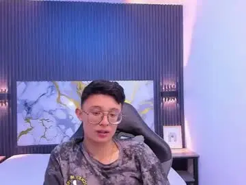 Chaturbate Live Sex of santiago_russo18