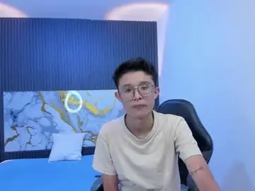 Chaturbate Adult Webcam of santiago_russo18