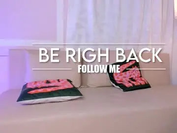 Chaturbate Live Sex Cam of liaamoon_