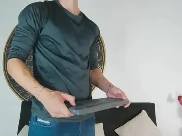 Chaturbate Watch Live Sex Cams of alessiovitale