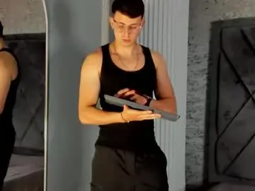 Chaturbate Private Sex Chat of lucadoncinni