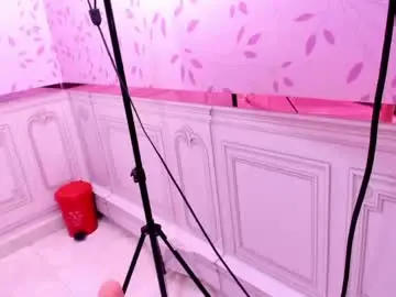 Chaturbate Live Sex Cam of ivy_rae_xxx