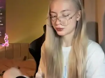 Chaturbate Live Sex Cam of kvetapin