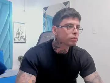 Chaturbate Live Sex Cam of mateo_dilucajs1