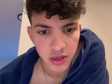 Chaturbate Live Sex Cam of sbouchikh03