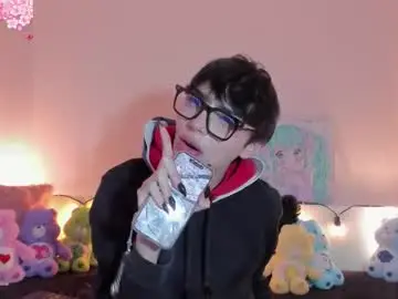 Chaturbate Live Sex of strawberry_kitty_