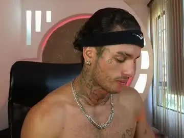 Chaturbate Free Live Porn of alanrodgers2_0