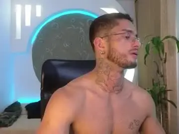 Chaturbate Best live sex cam show of alanrodgers2_0