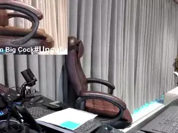 Chaturbate Live Sex Cam of alpha_uk_boss