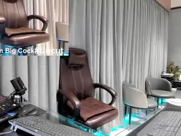 Chaturbate Live Sex Cam of alpha_uk_boss