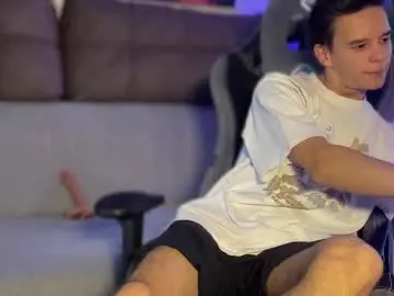 Chaturbate Best live sex cam show of barney_kevin