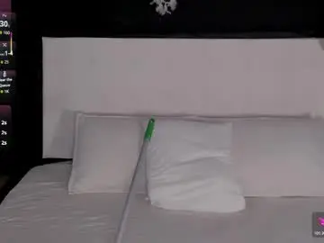 Chaturbate Watch Live Sex Cams of carly__lopez