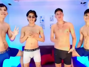 Chaturbate Live Sex Cam of chillbicrew