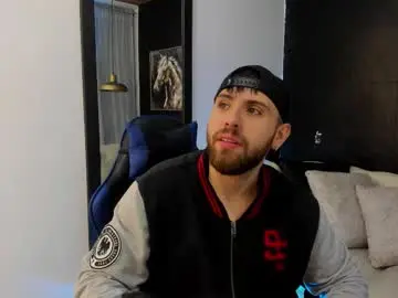 Chaturbate Best live sex cam show of maximo_wolf1