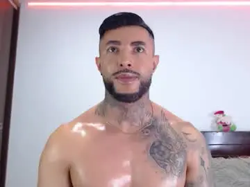 Chaturbate Live Porn of maximus_golden