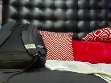 Chaturbate Best live sex cam show of damian_bulls