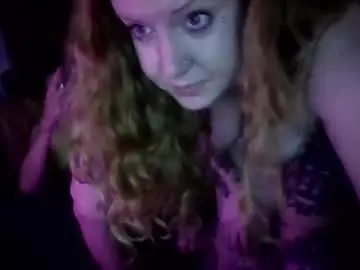 Chaturbate Watch Live Sex Cams of freckledfreaks