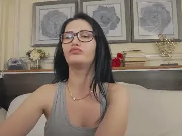 Chaturbate Live Sex Cam of hellendesire