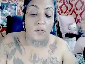 Chaturbate Nude Webcam of indiancatz2